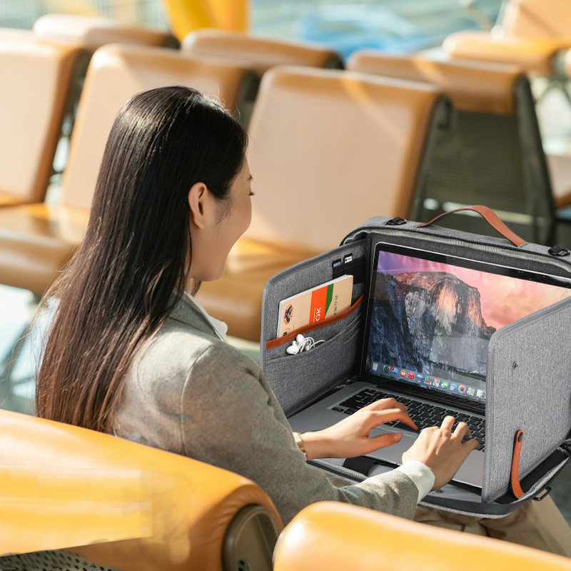 2024 New Large Capacity Water Proof Custom Laptop Bags 1.8kg with Shoulder Strap for Men Women